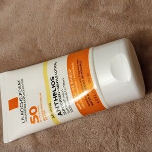 La Roche-Posay Anthelios Body and Face Mineral Sunscreen Lotion, SPF 50, 4 Ounce